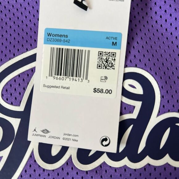 Jordan Women's Jersey- Size Medium - Picture 3 of 6